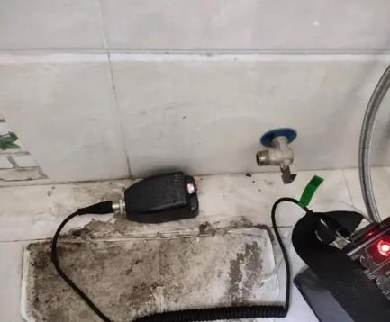 五莲屋顶漏水维修公司分享下卫生间漏水的危害及解决方法
